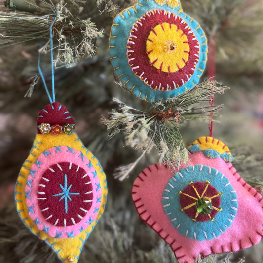 Hand Embroidery Felt Ornaments DIY Kit