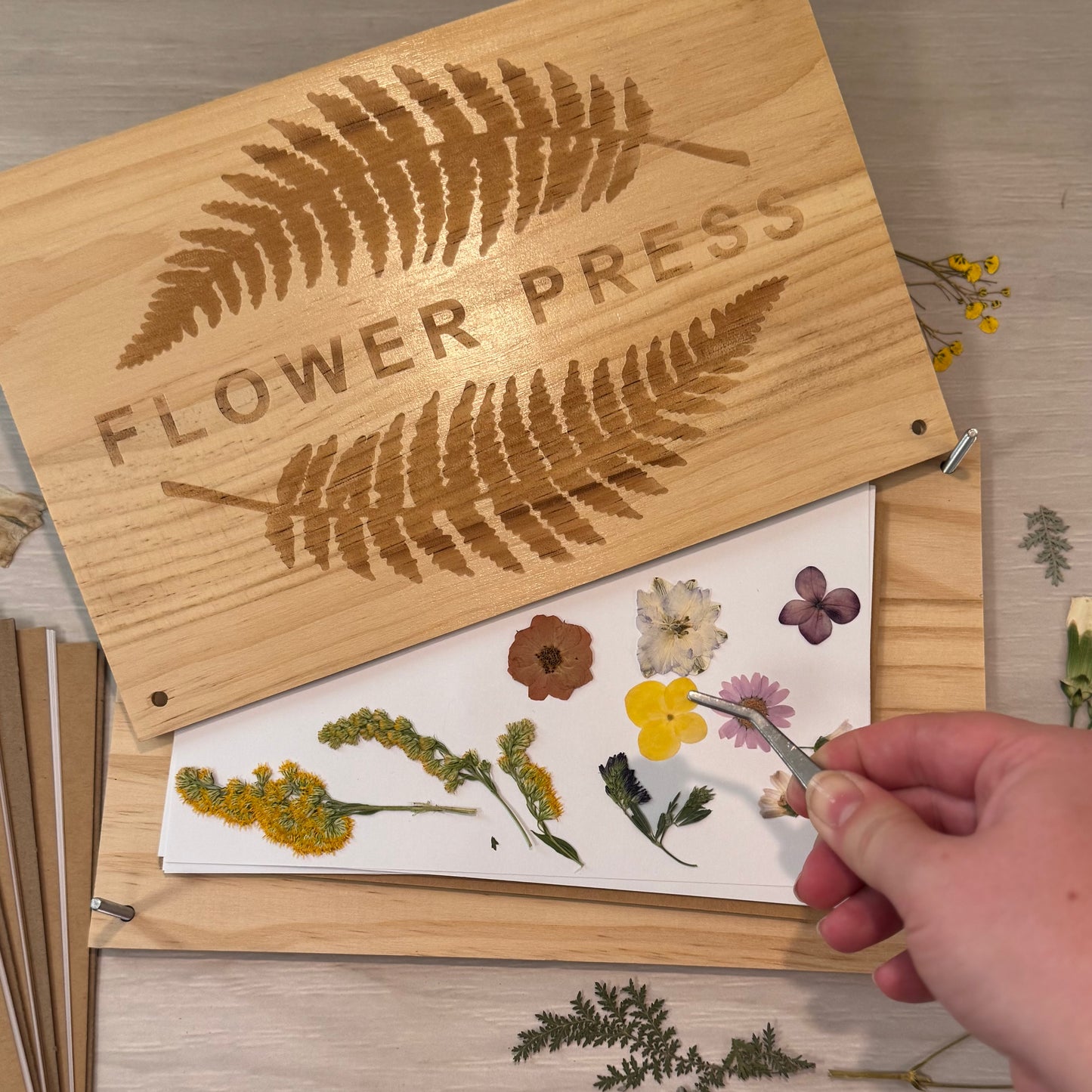 Flower Press DIY kit
