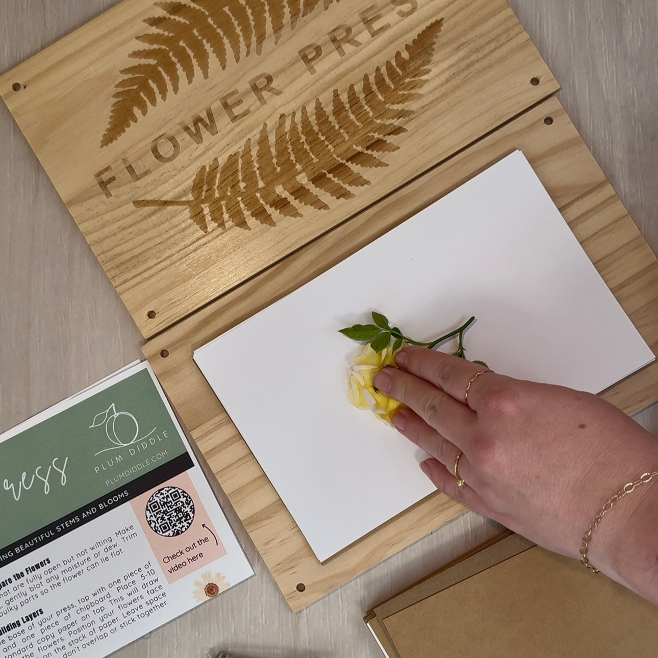 Flower Press DIY kit