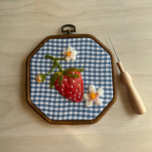 Berry Sweet Painting With Wool DIY Kit