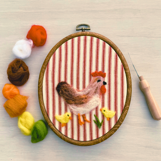 Hen + Chicks Painting With Wool DIY Kit